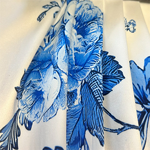 Blue-white / 000